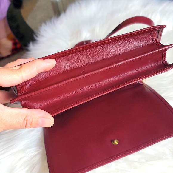 Cartier - Picture 4 of 17